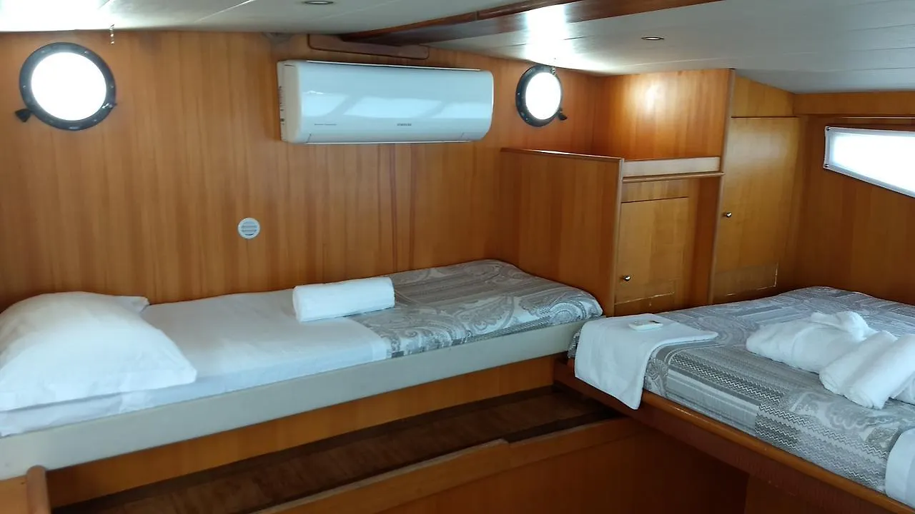 Yacht Fortebraccio Venezia Botel